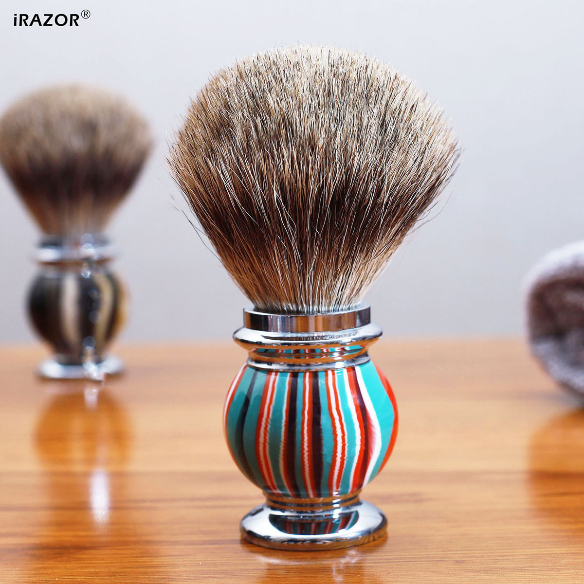 Pennello da Barba iRAZOR Silve - Men'S Grooming Organizer recensione e prezzo