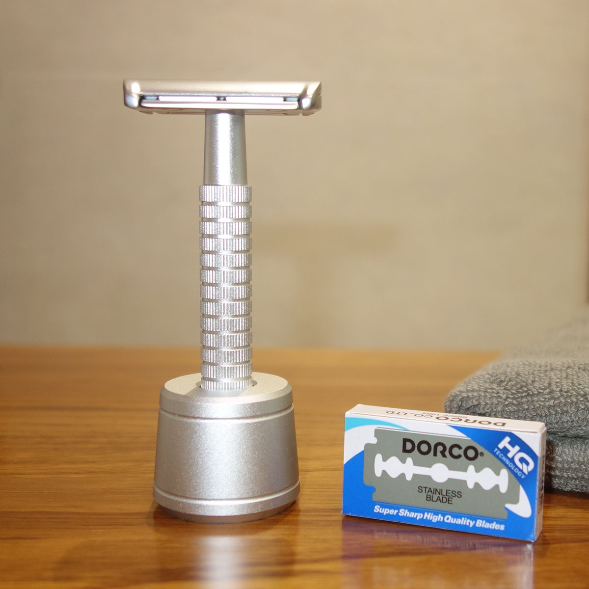 iRAZOR Rasoio di sicurezza a d - Men'S Grooming Blade recensione e prezzo