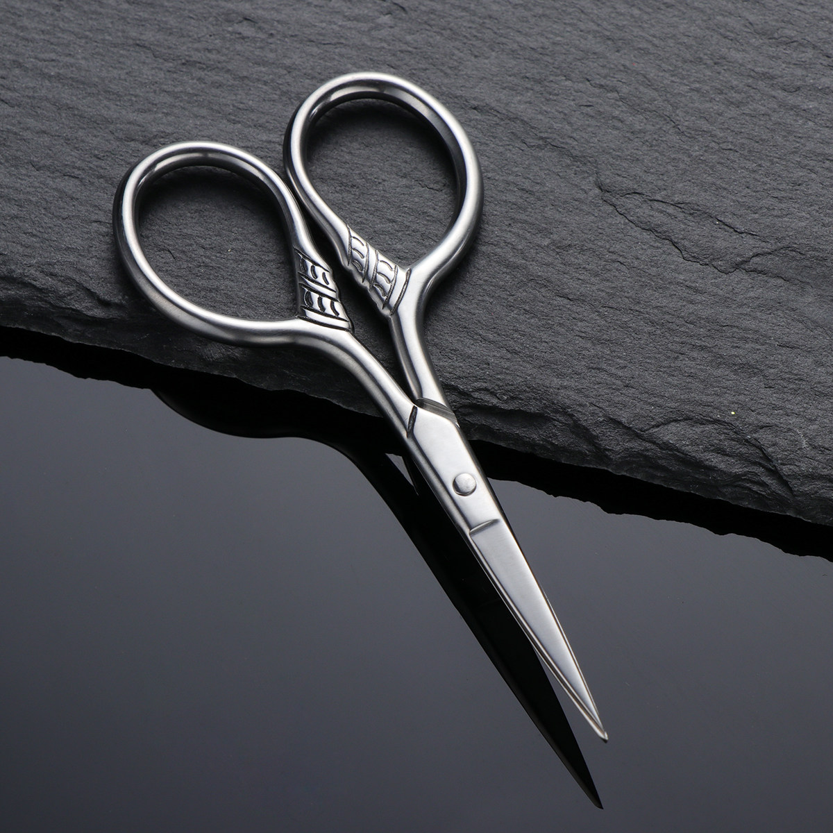Forbici per Regolare la Barba  - Men'S Grooming Mirror recensione e prezzo