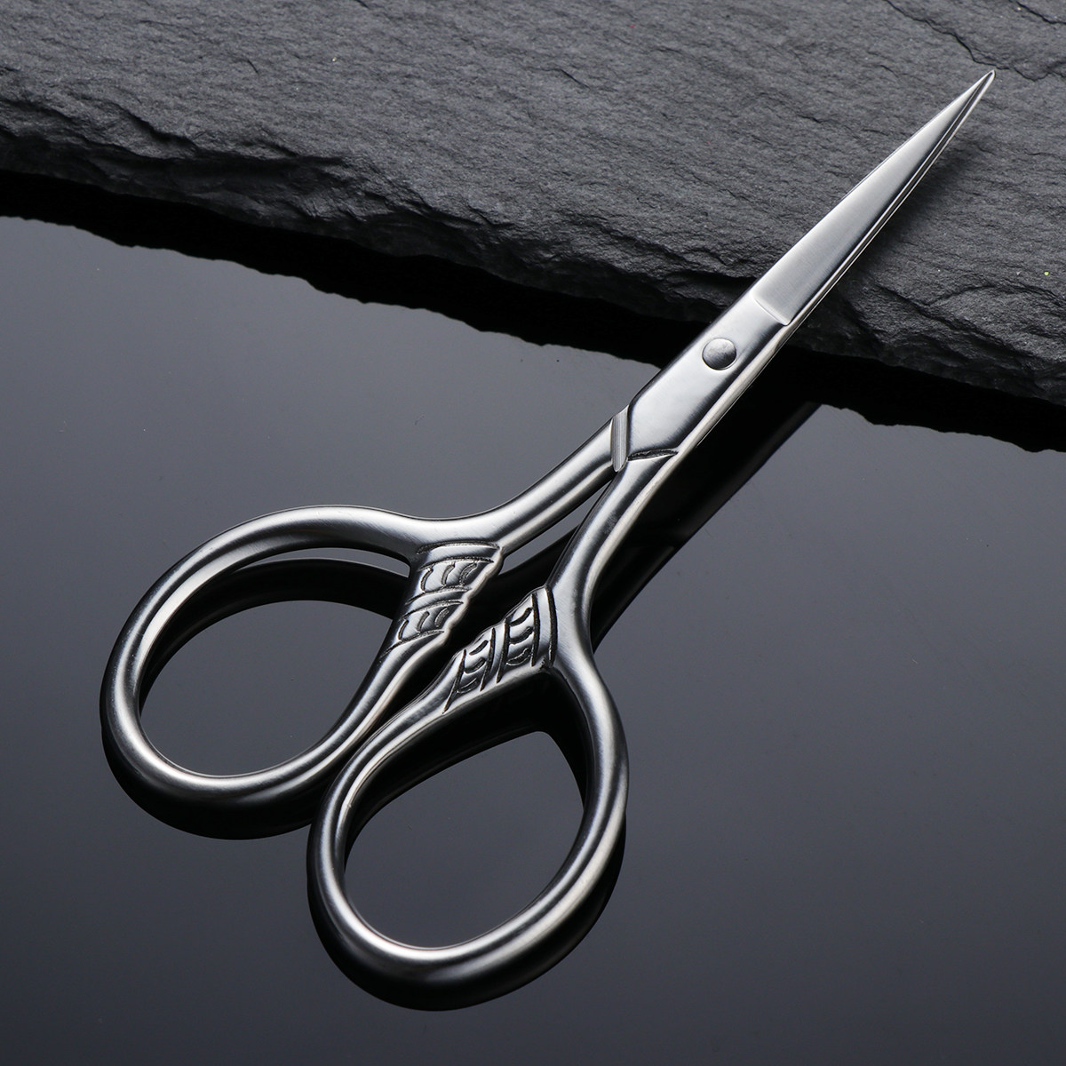Forbici per Regolare la Barba  - Men'S Grooming Mirror recensione e prezzo